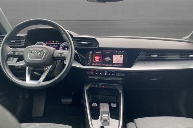 Audi A3 SPB 40 TFSI e S tronic S line edition - foto 4 di 4