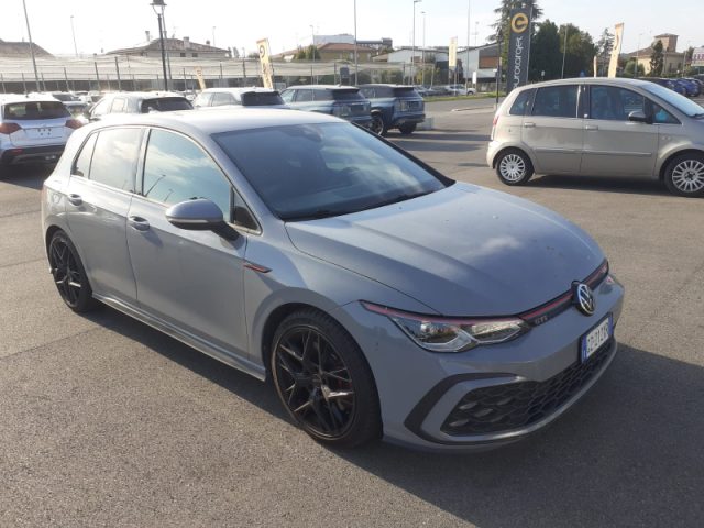 Volkswagen Golf 2.0 TSI DSG GTI - foto 1 di 4