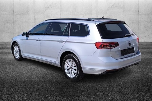Volkswagen Passat Variant 2.0 TDI SCR 122 CV EVO DSG Business - foto 3 di 4