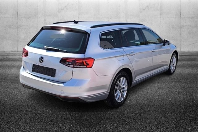 Volkswagen Passat Variant 2.0 TDI SCR 122 CV EVO DSG Business - foto 4 di 4