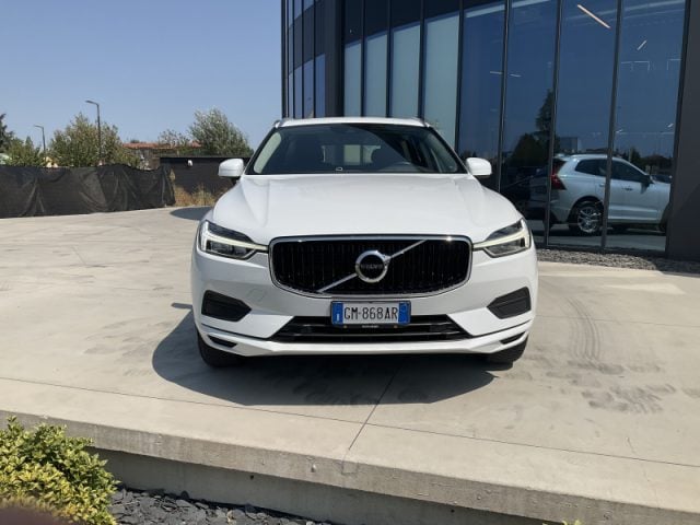 Volvo XC60 D4 Geartronic Business - foto 2 di 4