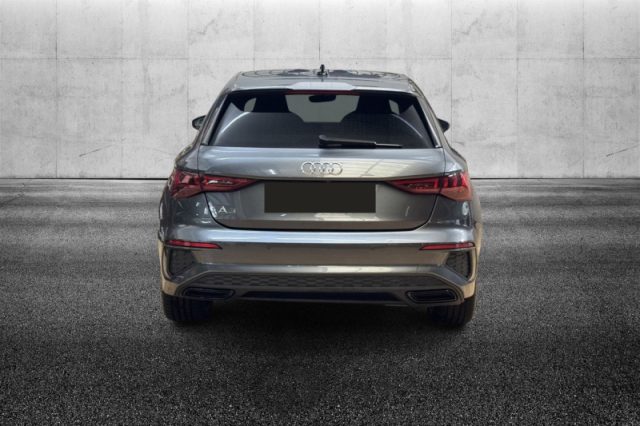 Audi A3 SPB 45 TFSI e S tronic S line edition - foto 3 di 4