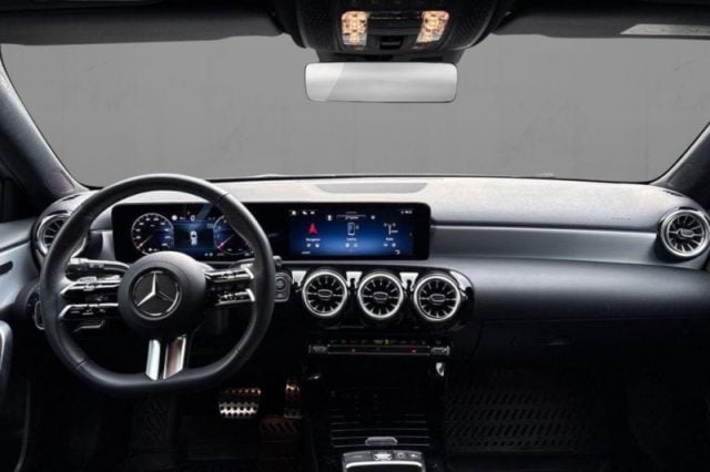 Mercedes-Benz A 250 Automatic 4Matic AMG Line Advanced Plus - foto 3 di 4