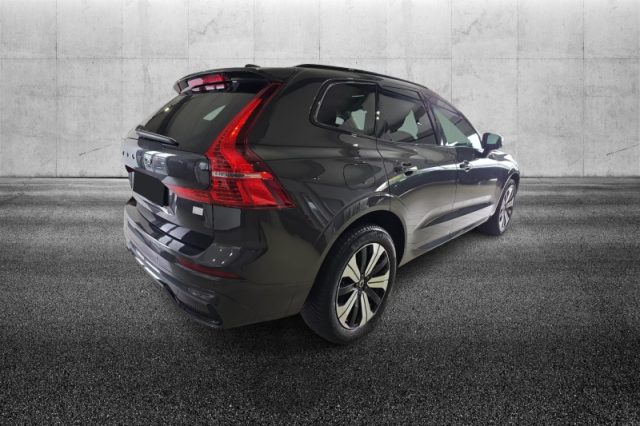 Volvo XC60 T6 Recharge Plug-in Hybrid AWD automatico Plus Da - foto 3 di 4