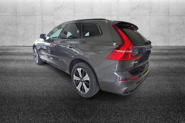 Volvo XC60 T6 Recharge Plug-in Hybrid AWD automatico Plus Da - foto 4 di 4