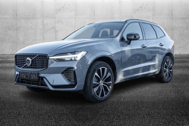Volvo XC60 B4 automatico Plus Dark usato a PIEVE DI CENTO