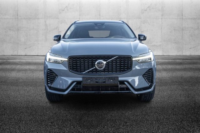 Volvo XC60 B4 automatico Plus Dark - foto 4 di 4