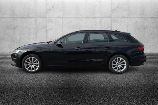 Audi A4 Avant 40 TDI S tronic - foto 3 di 4