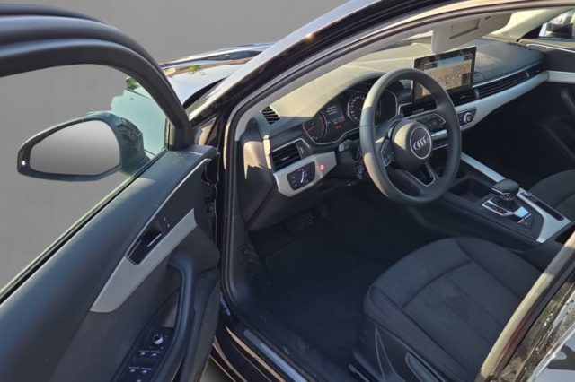 Audi A4 Avant 40 TDI S tronic - foto 4 di 4