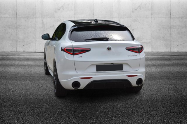 Alfa Romeo Stelvio 2.0 Turbo 280 CV AT8 Q4 Tributo Italiano - foto 4 di 4
