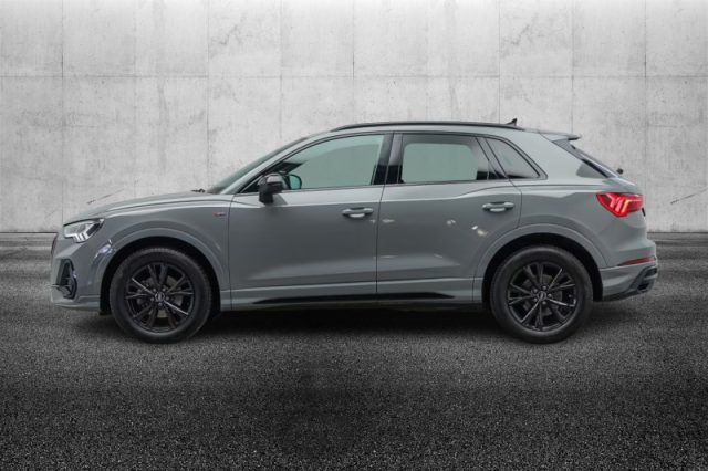 Audi Q3 35 TFSI S tronic S line edition - foto 3 di 4