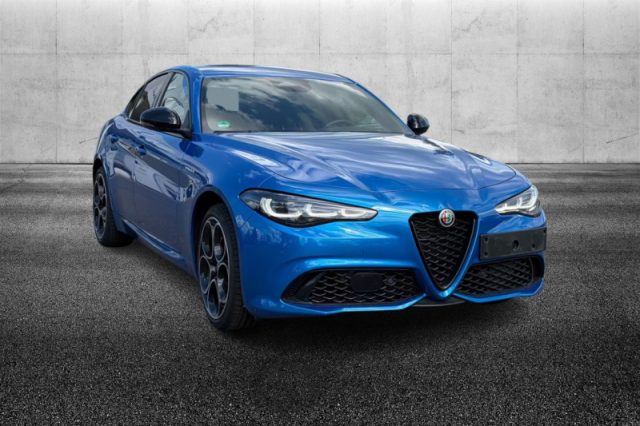 Alfa Romeo Giulia 2.0 Turbo 280 CV AT8 AWD Q4 Veloce - foto 2 di 4