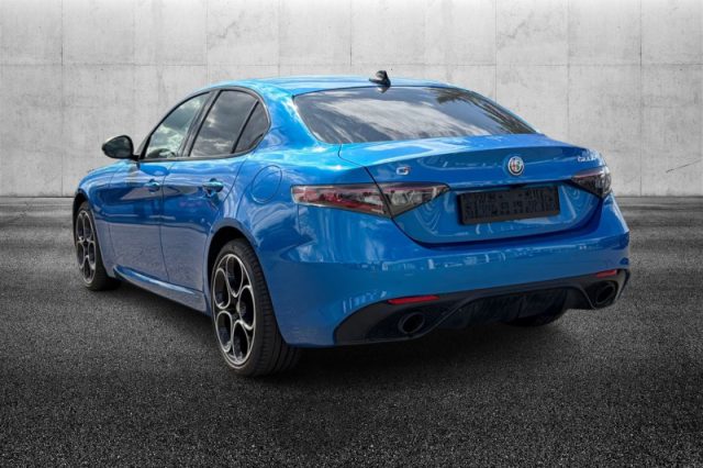 Alfa Romeo Giulia 2.0 Turbo 280 CV AT8 AWD Q4 Veloce - foto 3 di 4