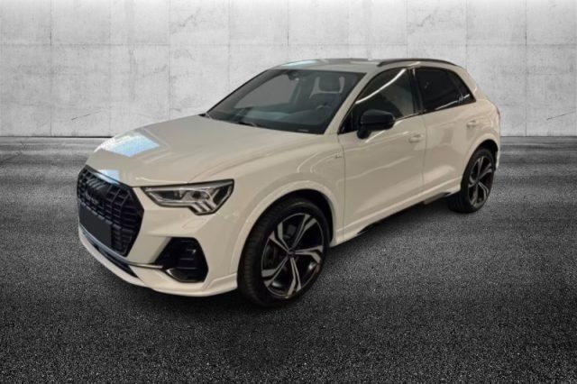 Audi Q3 40 TDI quattro S tronic S line edition semestrale a PIEVE DI CENTO