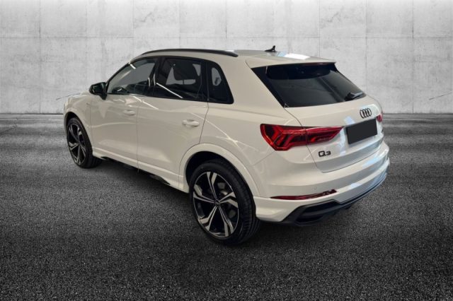 Audi Q3 40 TDI quattro S tronic S line edition - foto 2 di 4