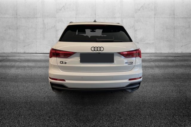 Audi Q3 40 TDI quattro S tronic S line edition - foto 4 di 4