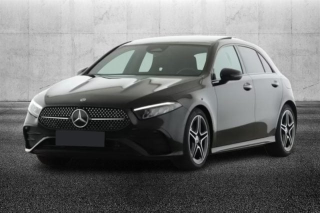 Mercedes-Benz A 220 d Automatic AMG Line Advanced Plus, del 2024, 42.900 km, in vendita a Pieve Di Cento (BO)