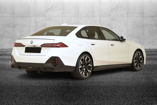 BMW 520 d 48V xDrive Msport Pro - foto 4 di 4