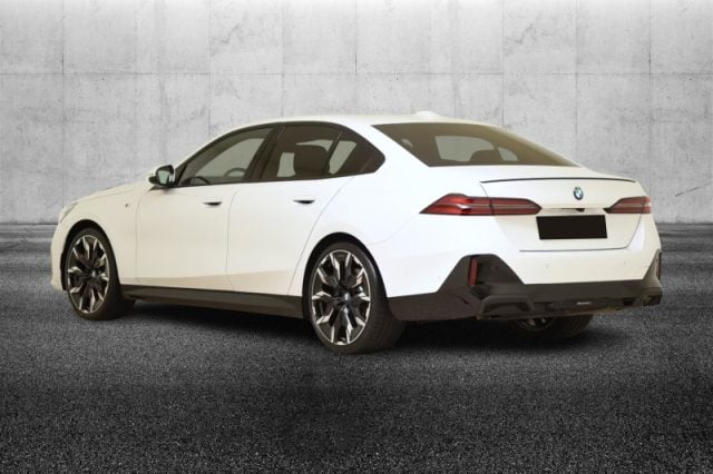 BMW 520 d 48V xDrive Msport Pro - foto 3 di 4