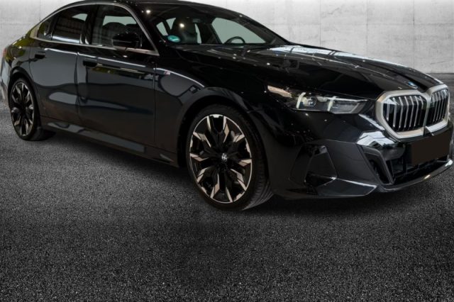 BMW 520 d 48V xDrive Msport - foto 2 di 4