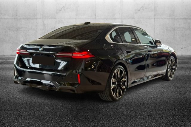BMW 520 d 48V xDrive Msport - foto 3 di 4