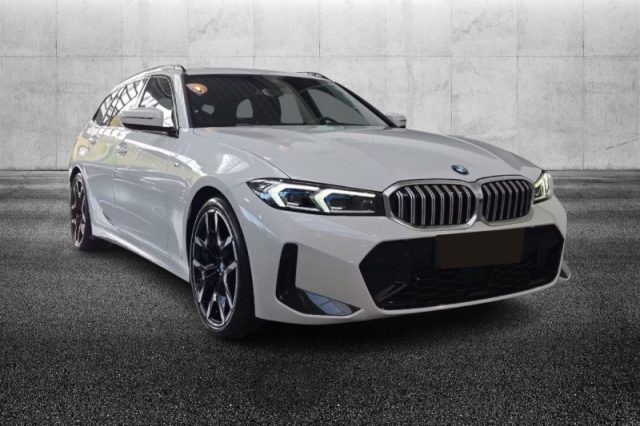 BMW 320 d 48V Touring Msport - foto 2 di 4