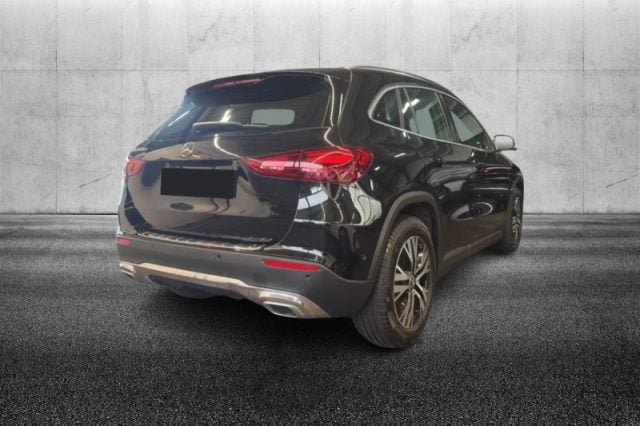 Mercedes-Benz GLA 200 d Automatic Progressive Advanced Plus - foto 2 di 4