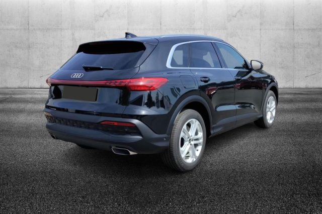 Audi Q5 TFSI 150 kW mHEV+ S tronic Business Advanced - foto 2 di 4