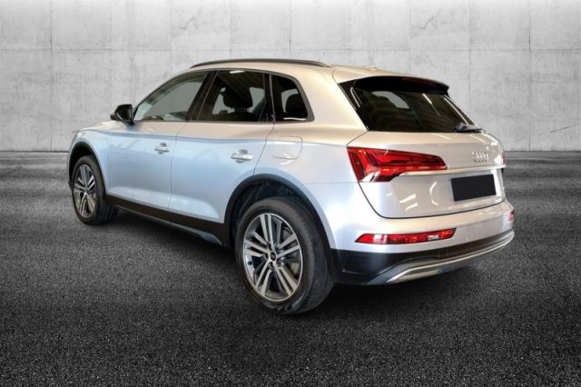 Audi Q5 50 TFSI e quattro S tronic Business - foto 3 di 4