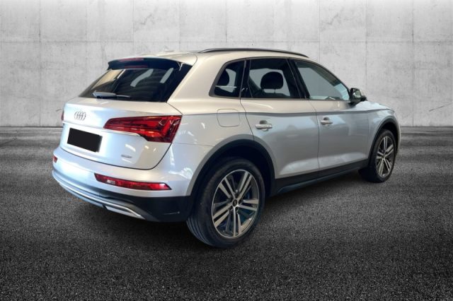Audi Q5 50 TFSI e quattro S tronic Business - foto 2 di 4
