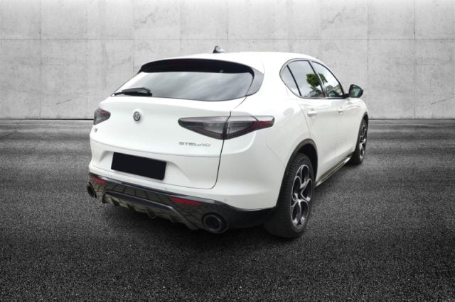 Alfa Romeo Stelvio 2.2 Turbodiesel 210 CV AT8 Q4 Veloce - foto 2 di 4