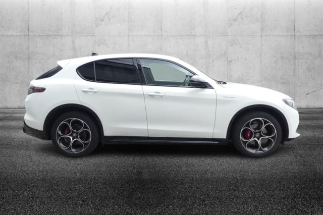 Alfa Romeo Stelvio 2.2 Turbodiesel 210 CV AT8 Q4 Veloce - foto 4 di 4