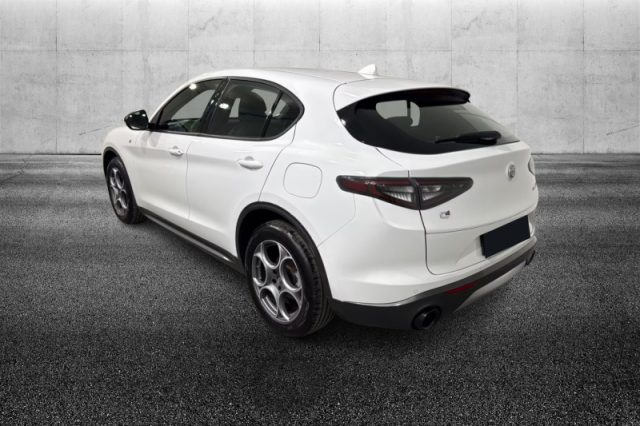Alfa Romeo Stelvio 2.2 Turbodiesel 210 CV AT8 Q4 Ti - foto 2 di 4
