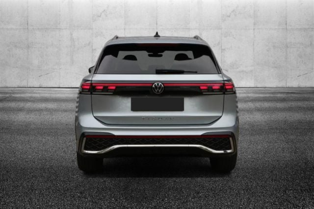 Volkswagen Tiguan 2.0 TDI 150 CV DSG R-Line - foto 3 di 4