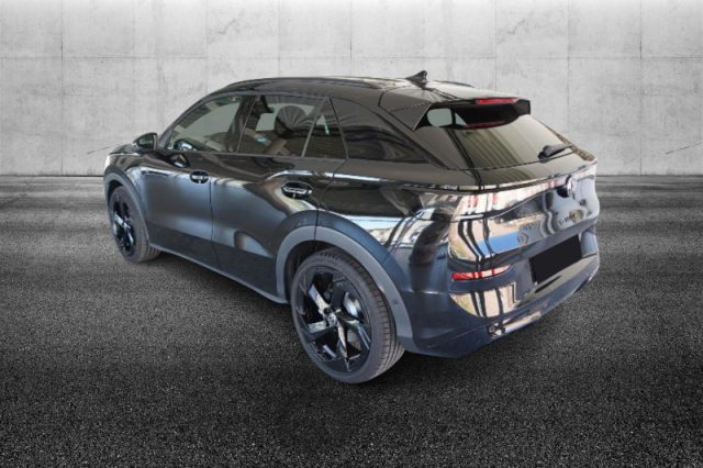 Volkswagen T-Roc 1.5 eTSI ACT 150 CV DSG R-Line - foto 4 di 4