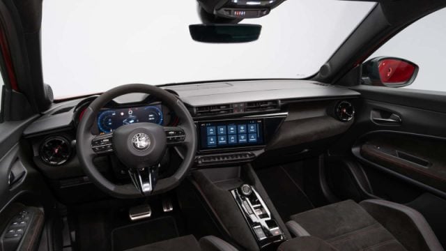 Alfa Romeo Junior 156 CV BEV Sprint nuovo a PIEVE DI CENTO