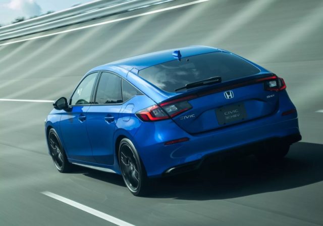 Honda Civic 2.0 Hev eCVT Sport - foto 3 di 4