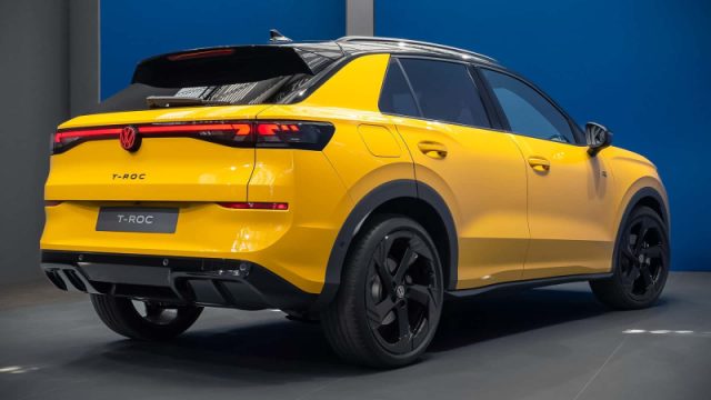 Volkswagen T-Roc 1.5 eTSI ACT DSG Style nuovo a PIEVE DI CENTO