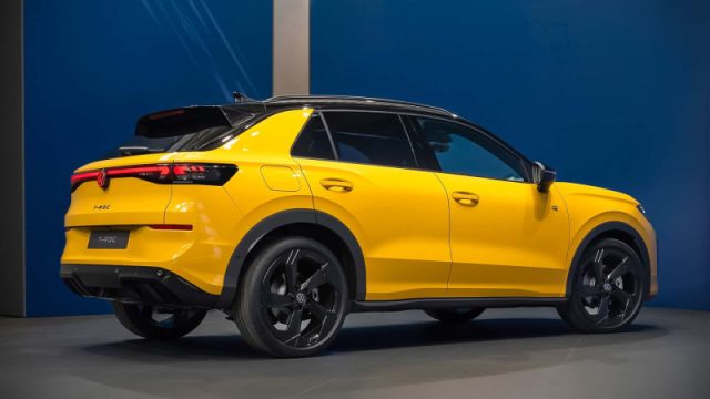 Volkswagen T-Roc 1.5 eTSI ACT 150 CV DSG Style nuovo a PIEVE DI CENTO