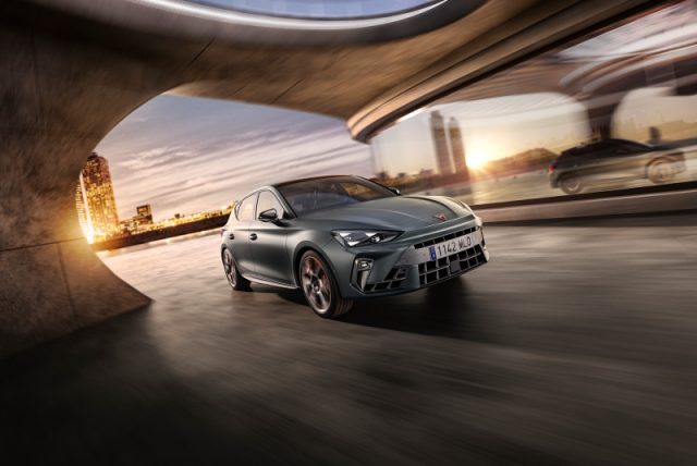 CUPRA Leon 2.0 TSI 300 CV DSG VZ Extreme nuovo a PIEVE DI CENTO