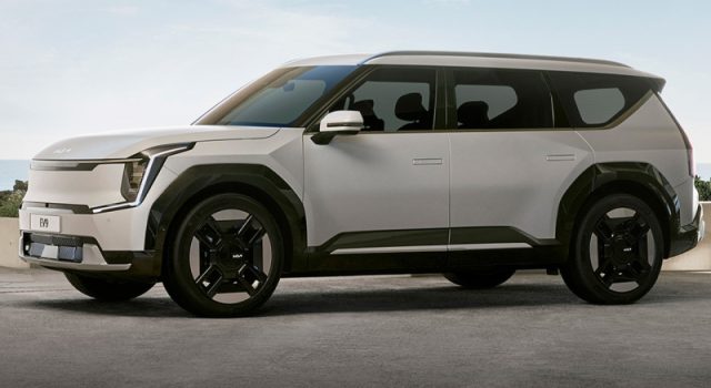 Kia EV9 Dual Motor 99,8 kWh AWD GT-line - foto 2 di 4