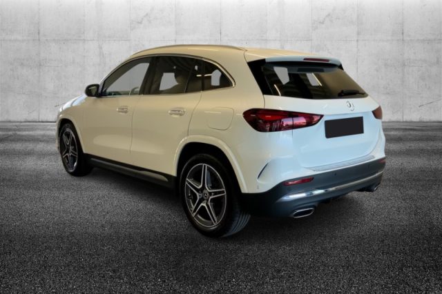 Mercedes-Benz GLA 250 Automatic 4Matic AMG Line Advanced Plus - foto 4 di 8