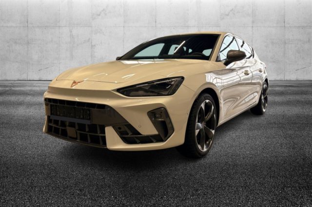 CUPRA Leon 1.5 Hybrid 150 CV DSG semestrale a PIEVE DI CENTO
