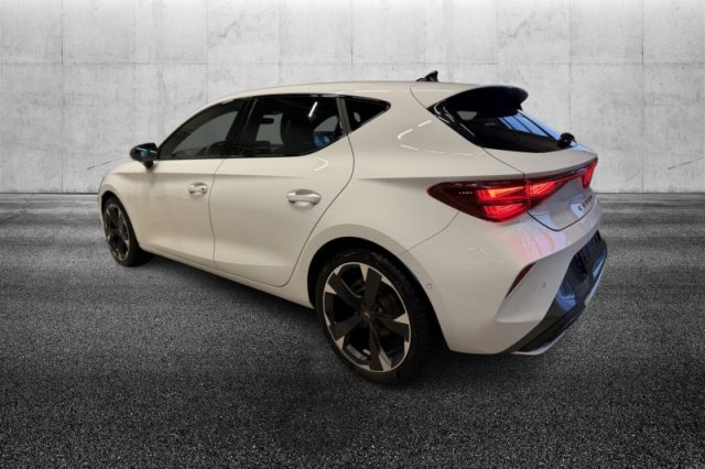 CUPRA Leon 1.5 Hybrid 150 CV DSG - foto 2 di 4