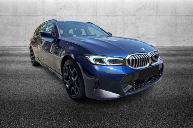 BMW 320 d 48V xDrive Touring Msport - foto 2 di 4