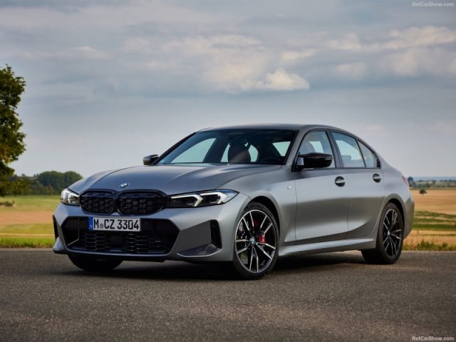 BMW 340 M i 48V xDrive Serie 3(G20/1-80/1) - foto 4 di 4