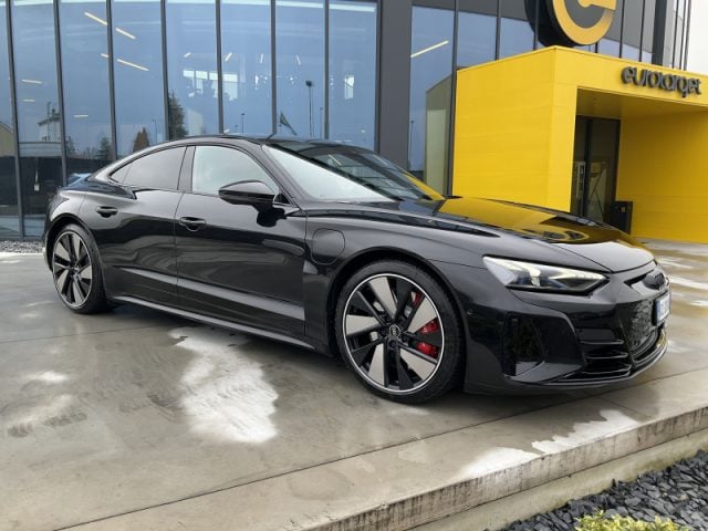 Audi e-tron GT quattro, del 2022, 49.950 km, in vendita a Pieve Di Cento (BO)