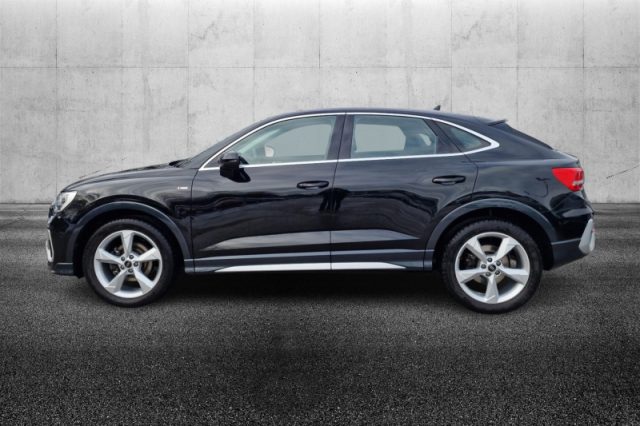 Audi Q3 SPB 35 TDI S tronic S line edition - foto 3 di 4