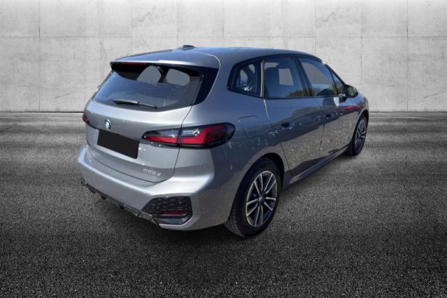 BMW 220 d 48V Active Tourer Msport - foto 3 di 4