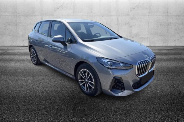 BMW 220 d 48V Active Tourer Msport - foto 2 di 4